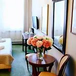 Miodosytnia Апарт-отель 4*