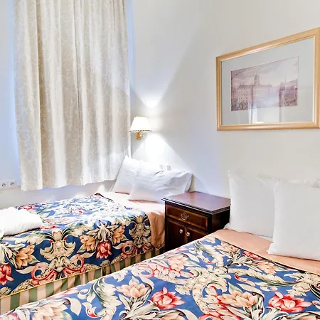 Aparthotel Miodosytnia