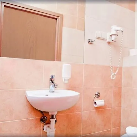 Miodosytnia Apart Otel 3*