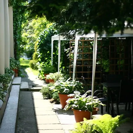 Miodosytnia 3* Krakow