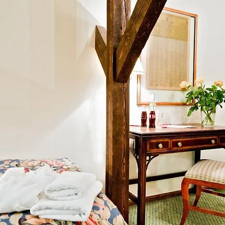 Apart Otel Miodosytnia Krakow