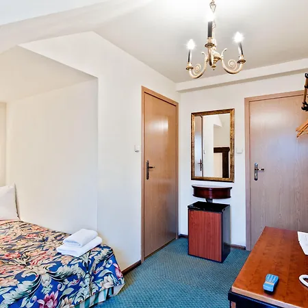 Aparthotel Miodosytnia