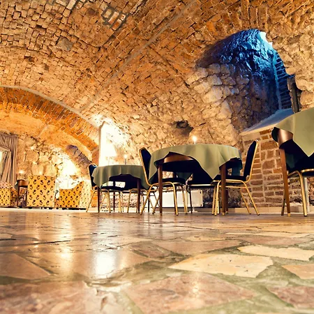Aparthotel Miodosytnia Krakov