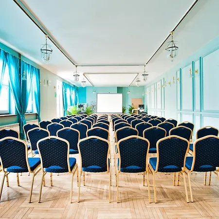 Miodosytnia Apartmanhotel 4*