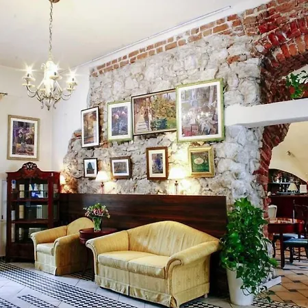 Apartmanhotel Miodosytnia