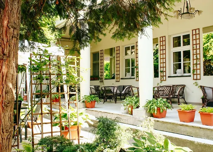 Aparthotel Miodosytnia