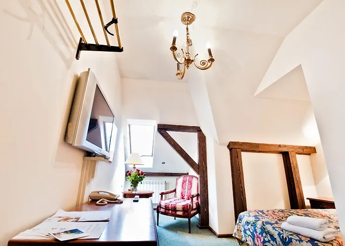 Miodosytnia Aparthotel 4*