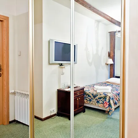 Miodosytnia Appart hôtel 4*